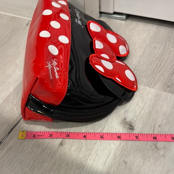 Disney Red and Black Minnie Mouse Makeup Bag - Picture 6 of 8